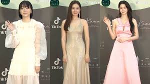 The actress revealed her honest thoughts about dating and marriage. Best Dressed Celebs Like Son Ye Jin Spotted At 56th Baeksang Arts Awards Her World Singapore Flipboard