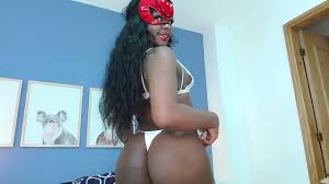 仮面舞踏会&セクシーランジェリー