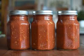 Simply prepare noodles as the sauce comes together and a complete pasta dinner can be on the table in less than 30 minutes. Roasted Garlic Roma Tomato Sauce From Ball Fresh Preserving Products Food In Jars