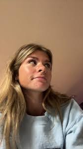 Jocelyn Kay's Instagram, Twitter & Facebook