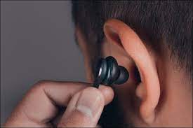 Don't use any liquids or sprays, which can potentially damage them. How To Clean Your Headphones And Earbuds