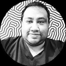 Max Guzmán — Bio Site