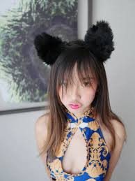 Pics & More | ManyVids - ManyVids