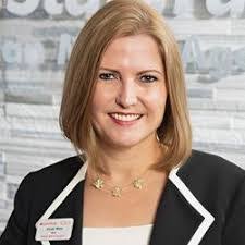 Luz Esquivel's Instagram, Twitter & Facebook