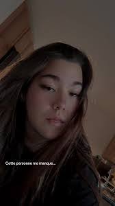 Amanda Pitzer's Instagram, Twitter & Facebook