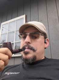 At least two of the Clancy Brothers were pipe smokers.