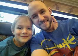 If you see a a middle age guy walking in town canoeing