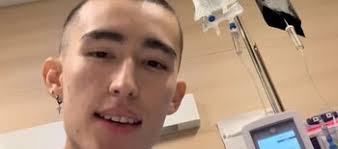 Colombiano diagnosticado con un extraño cáncer en Australia se reencontró  con sus padres