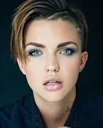 1 161 likes 13 comments ruby rose fan rubyroseiraq on instagram falling for her is the easiest thing ever rubyrose r メンズ 髪 髪型 メンズ パーマ ショートのヘアスタイル