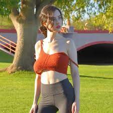170 cm, 5 ft 7 in piercings: Giulia Wylde On Twitter Stream Is On 11w Twitter