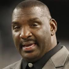 🌟 HBCU LEGEND TO BE HONORED 🌟 Doug Williams—Super Bowl XXII MVP,  Grambling State icon, and a pioneer for Black quarterbacks—is receiving the  President's Lifetime Achievement Award, the highest civilian honor in