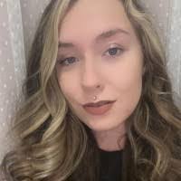 Sara Woolsey's Instagram, Twitter & Facebook