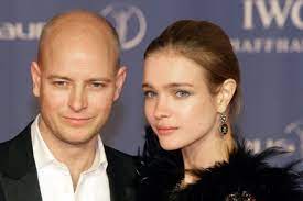 As told by kp earlier, natalia's friend from nizhny novgorod saod that he is a renowned producer, a very handsome man, vodianova's girlfriend from nizhny novgorod told kp. Natalia Vodianova Biography Personal Life Age Height Photo Career And Family 2021