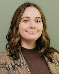 Caroline Mellen's Instagram, Twitter & Facebook