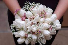 White Tulip Baby S Breath And Wax Flower Bridal Bouquet With Burlap And Lace Http Weddingflowersbye Pink Tulips Bouquet Tulip Bridal Bouquet Bridal Bouquet