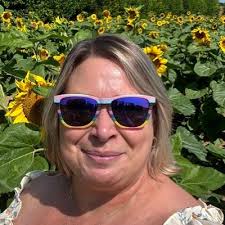 🧜‍♀️Bec🍩 (@timeforgin7)