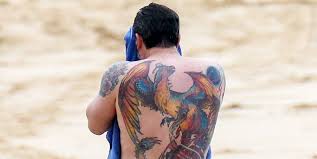 The first of ben whiteraven's bojack horseman inspired tattoos, to commemorate the ending of this amazing series!!! Ben Affleck Talks Phoenix Back Tattoo Love On Ellen