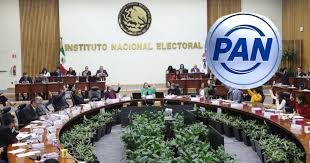 PAN desafía al INE y difunde spot retirado por calumnias a Morena