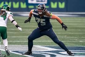Seahawks' chad wheeler 'knocked girlfriend out and left her for dead breathing in blood' prosecutors say as he's. Nfl Lineman Chad Wheeler Stood Over Me Sipping A Smoothie Saying Wow You Re Alive His Ex Says Daily Mail Online
