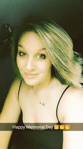 Sarah Glisson's Instagram, Twitter & Facebook