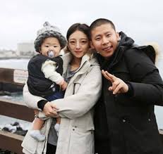 오늘 철구 방송보면서 외질 롤4천판에 대한 개인적인 생각.(if). ì² êµ¬ ì§€í˜œ ì´í˜¼ ì‚¬ì‹¤ì—¬ë¶€ ê³µê°œ