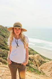 Outrigger Women S Gardening Hiking Hat Chinstrap Fits Larger Heads 4 5 Inch Wide Brim Upf 50 Hiking Hats For Women Summer Hats For Women Hats For Big Heads