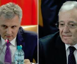 Constantin mugur isărescu (rumence telaffuz: Mugur IsÄƒrescu A È›inut LecÈ›ia Robor PreÈ™edintelui Comisiei De Economie Din Senat Click Mobile