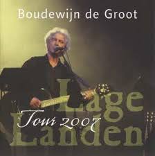 Moeten sterven laat ik niet mijn vreugd bederven ik kan zonder vliegen leven wat zou ik nog langer geven om een vlinder die verdronken is in mij om te leven hoef ik echt geen vlinder meer te zijn. Verdronken Vlinder Song By Boudewijn De Groot Spotify