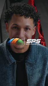 En Ambitious Corp te damos las herramientas, los espacios y el sistema para  crecer como vendedor. Nuestros booths están diseñados para generar impacto,  atraer clientes y crear oportunidades reales todos los días.