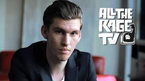 Willy Moon Talks About Recording His Debut Album 'Here's Willy Moon'