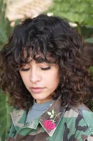 Angling them flatters the cheekbones and. 33 Shoulder Length Layered Haircuts To Rock