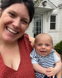 Sunrise smooches in the most BEAUTIFUL second home 💛