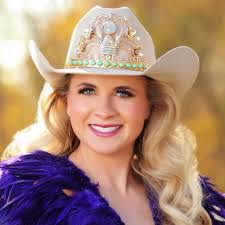 Ashley Kendell's Instagram, Twitter & Facebook