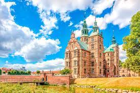 The castle was originally built as a country summer house in 1606 a. Rosenborg Palace The Most Extraordinary Castle In Northern Europe