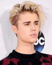 The Justin Bieber Haircut Tips On Achieving 3 Of His Best Looks Men S Hairstyles Justin Bieber Long Hair Justin Bieber Blonde Hairstyles Justin Bieber