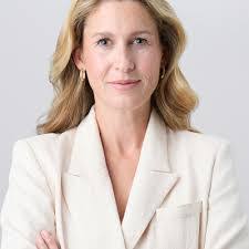 Ciara Schmidt's Instagram, Twitter & Facebook