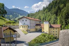 • eine genussvolle einkehr in einem café oder restaurant. Oberstdorf Hostel Hotel Oberstdorf Germany Overview
