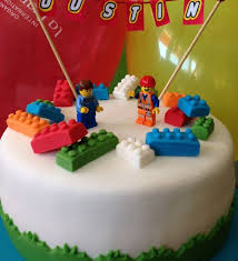 Gateau D Anniversaire Lego Recette De Gateau D Anniversaire Lego Par Sylvie R Gateau D Anniversaire Lego Anniversaire Lego Recette De Gateau D Anniversaire