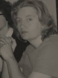 Marilyn Dewey's Instagram, Twitter & Facebook