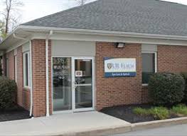 He also provides emergency and routine eye care for children and adults. Ur Medicine Flaum Eye Institute Welcomes Family Eyecare Associates Urmc Newsroom