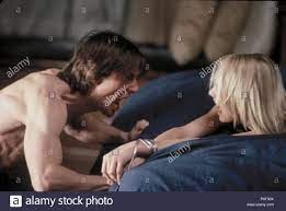 The amazingly good looking actor has some really hot and wild bed scenes with both the gorgeous ladies. Original Film Titel Vanilla Sky Englischer Titel Vanilla Sky Regisseur Cameron Crowe Jahr 2001 Stars Tom Cruise Cameron Diaz Quelle Paramount Pictures Preston Neal Album Stockfotografie Alamy