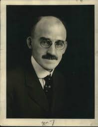 $753 a month: Inside Goose Hollow's 1905 Bronaugh Apartments