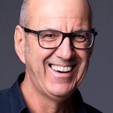 Andy Cowles's Instagram, Twitter & Facebook