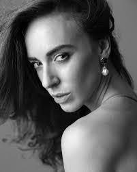 Renee Cochran's Instagram, Twitter & Facebook