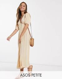Model, photographer, stylist, makeup or hair stylist, casting director, agent, magazine, pr or ad agency, production company, brand or just a fan! 29 Petite Clothing Stores For Short Women The Ultimate Guide