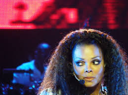 Jenna Jackson said Jinli Harris was not black and her "fake" manager  apologized for her