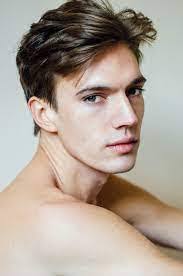 Tim Ilgenfritz's Instagram, Twitter & Facebook