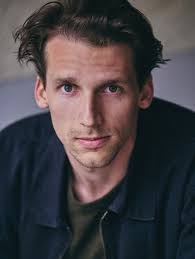 Aaron Markus's Instagram, Twitter & Facebook