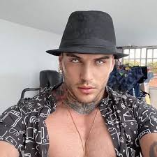 Santino🇪🇨🇦🇷🇧🇷🇷🇺🇨🇺🇨🇳🇰🇼