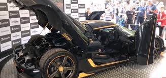 The interior of the agera is suitably quirky and while its shares some switchgear with other koenigsegg products, the majority of the switches and dials will seem alien to those not familiar with. 1160hp Koenigsegg Agera Rs Naraya Video Dpccars
